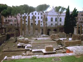 Vorderansicht des Rundtempel